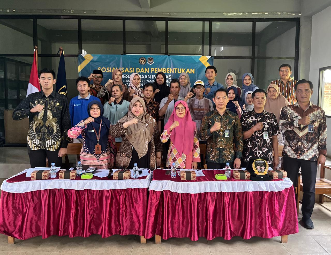 WUJUDKAN DESA TERTIB KEIMIGRASIAN!  IMIGRASI CILACAP BENTUK DESA BINAAN IMIGRASI DI DESA LEMAH JAYA